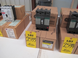 LOT (6) BREAKERS, CIRCUIT TYPE, MOLDED CASE KIND, 30 AMP, 480VAC / 250VDC, 3 POLES, GENERAL ELECTRIC P/N TED134030XL (OR ABB P/N W8BDP777). NOTE: GE TED134030XL IS AN EXACT REPLACEMENT FOR ABB W8BDP777 PER ABB EMAIL DATED 07/11/12. NO SEE IS REQUIRED FOR THESE 2 PART NUMBERS. PDF COPY OF EMAIL IS ATTACHED TO "SERVICES FOR OBJECT". APPLICATION: > RUNNING CIRCUIT BREAKER FOR MAIN TRANSFO, PART # W8BDP777 (W-44) LOADING & HANDLING FEE $5-